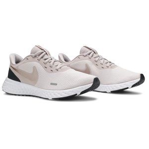 Light Pink Nike Revolution Tennis Shoes (6.5)